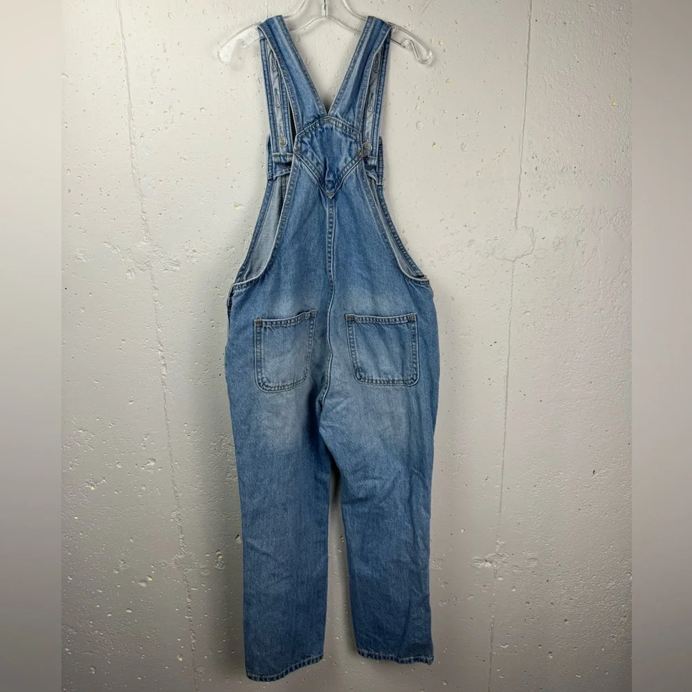 Old Navy $10 use slight